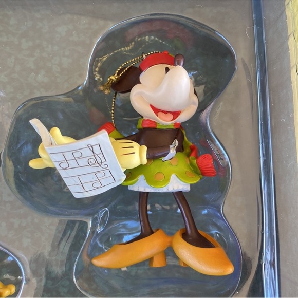 Vintage Disney Mickey and friends Ornament Book - Picture 12 of 13